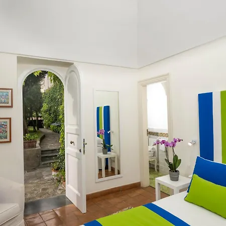 Casa Merce 4*