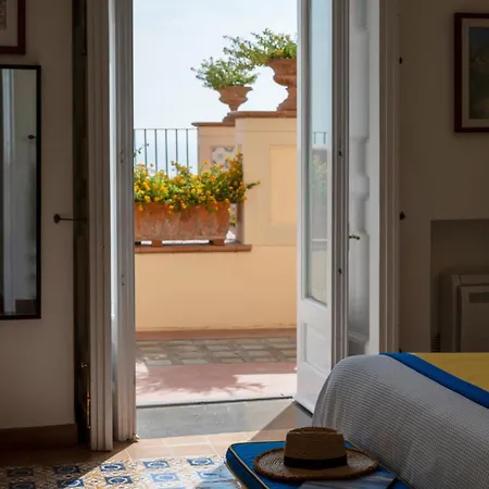 Aparthotel Casa Mercè Positano