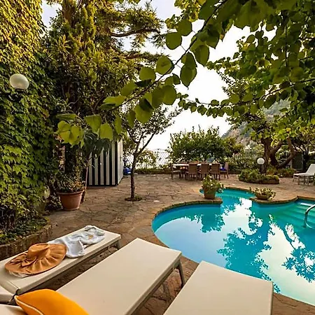 Casa Merce Aparthotel