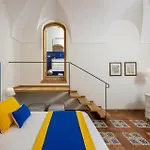 Casa Merce بوسيتانو